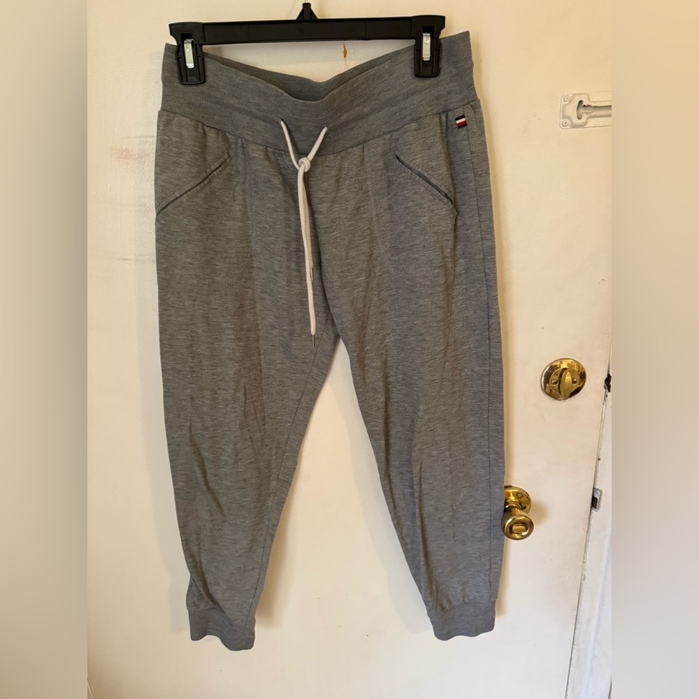 Tommy Hilfiger Gray Jogger Sweatpants – Women’s Small